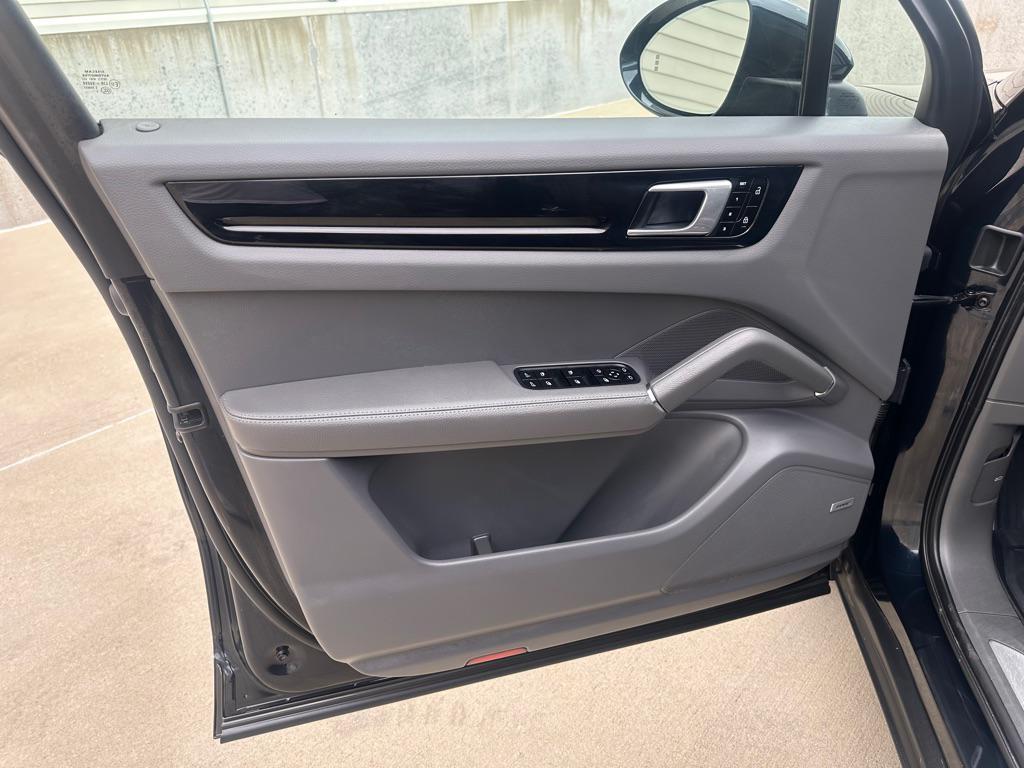 used 2021 Porsche Cayenne car, priced at $32,950