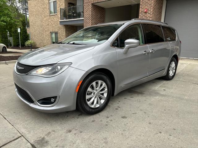 used 2018 Chrysler Pacifica car, priced at $14,950
