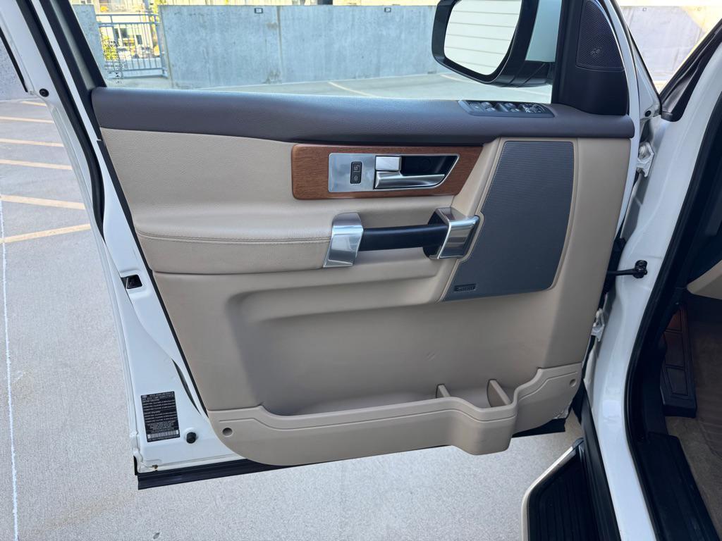 used 2016 Land Rover LR4 car, priced at $14,950