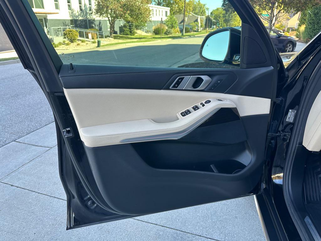 used 2019 BMW X5 car, priced at $26,950