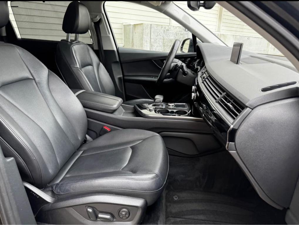 used 2019 Audi Q7 car, priced at $17,950