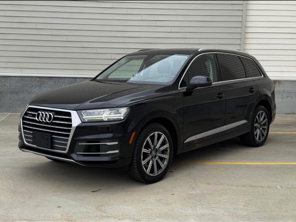 used 2019 Audi Q7 car, priced at $17,950