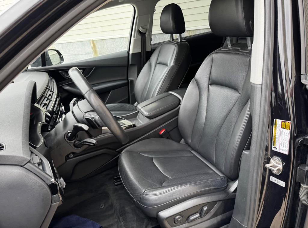 used 2019 Audi Q7 car, priced at $17,950