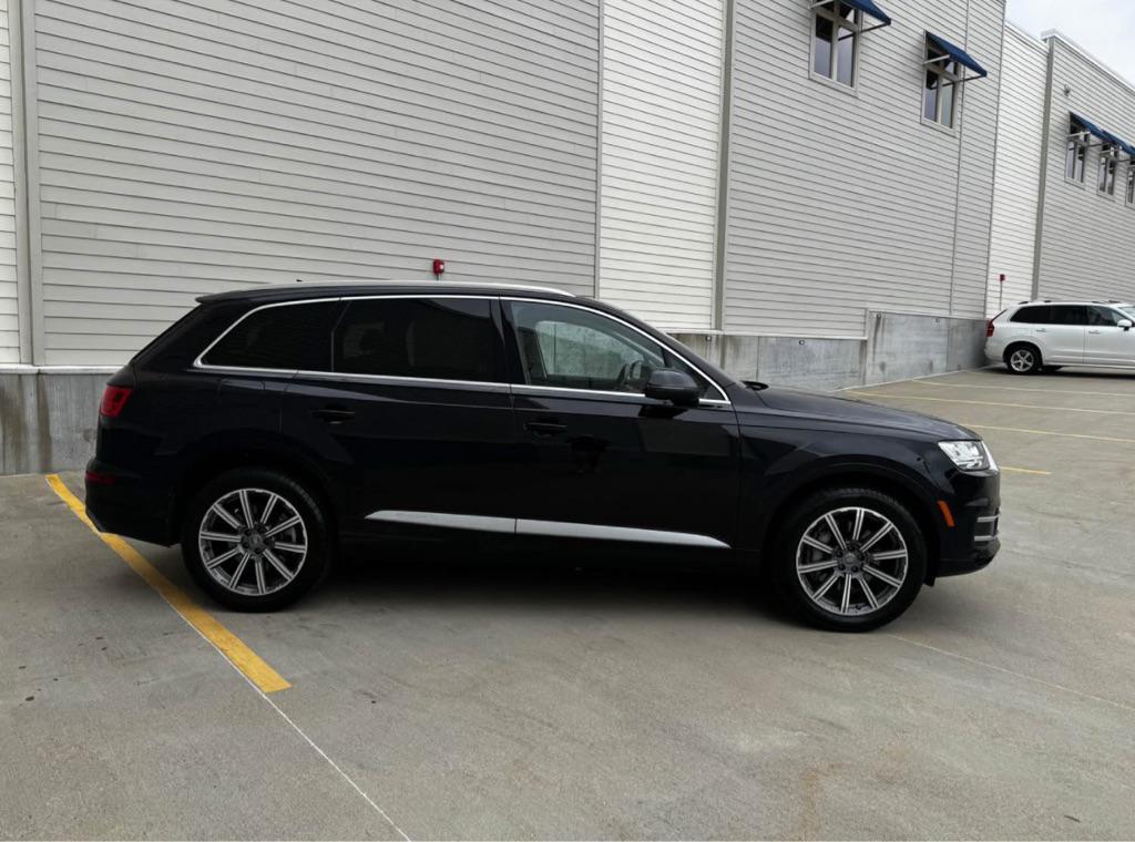 used 2019 Audi Q7 car, priced at $17,950