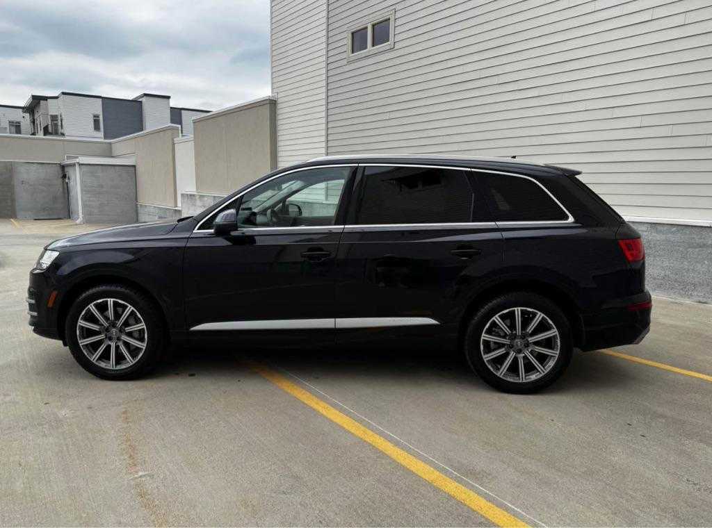 used 2019 Audi Q7 car, priced at $17,950