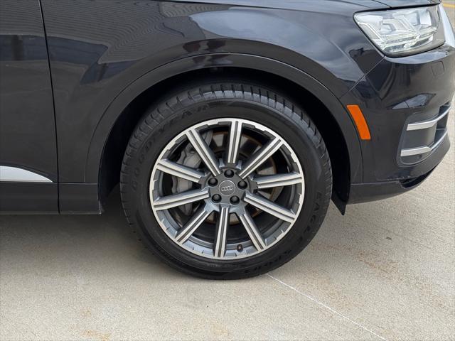 used 2019 Audi Q7 car, priced at $21,950