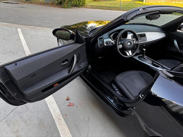 used 2007 BMW Z4 car, priced at $11,950