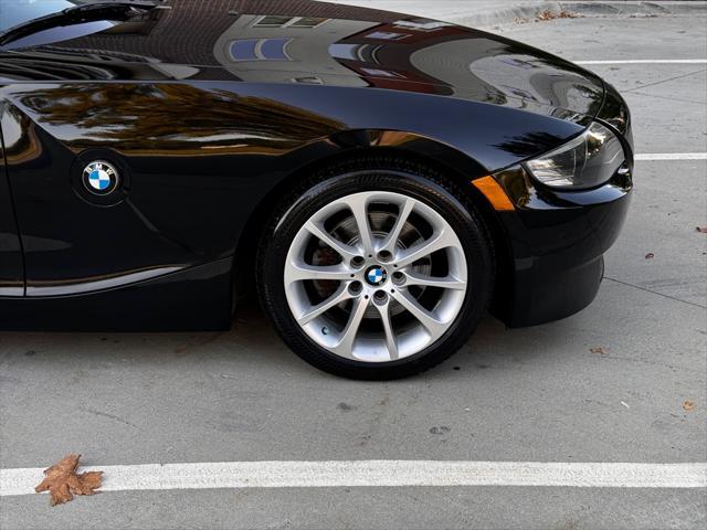 used 2007 BMW Z4 car, priced at $11,950