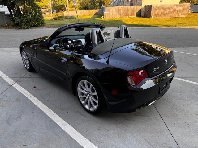 used 2007 BMW Z4 car, priced at $11,950