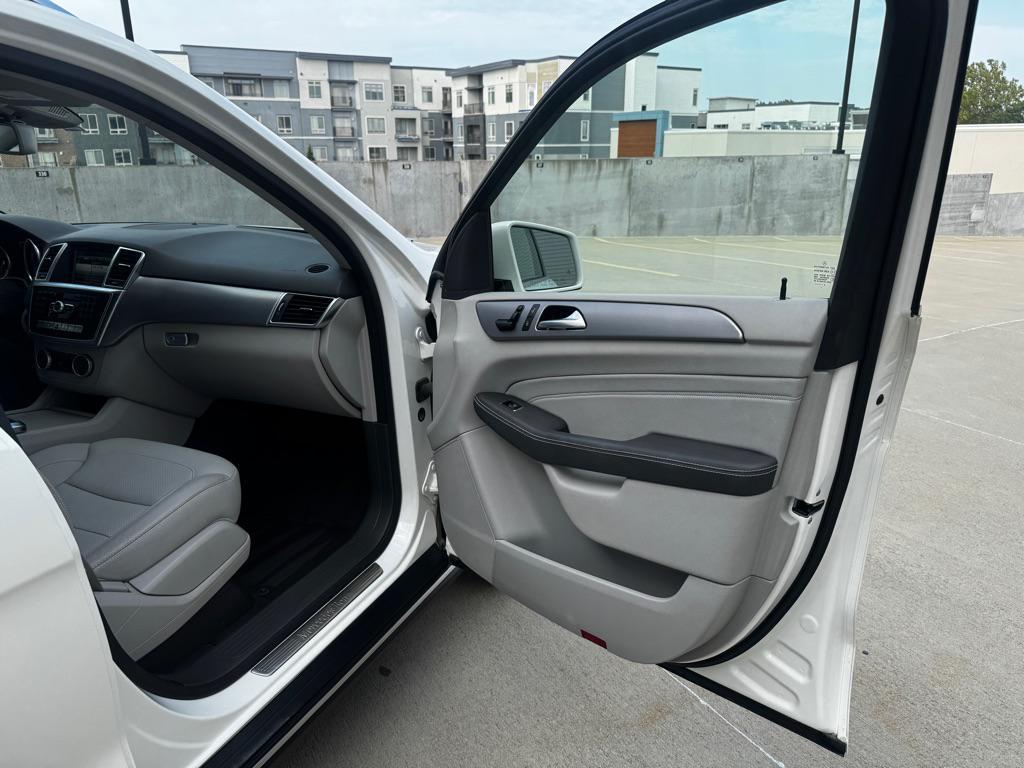 used 2015 Mercedes-Benz M-Class car, priced at $14,950
