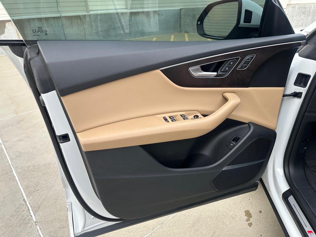 used 2019 Audi Q8 car, priced at $25,950