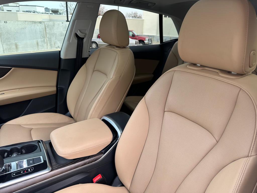 used 2019 Audi Q8 car, priced at $25,950