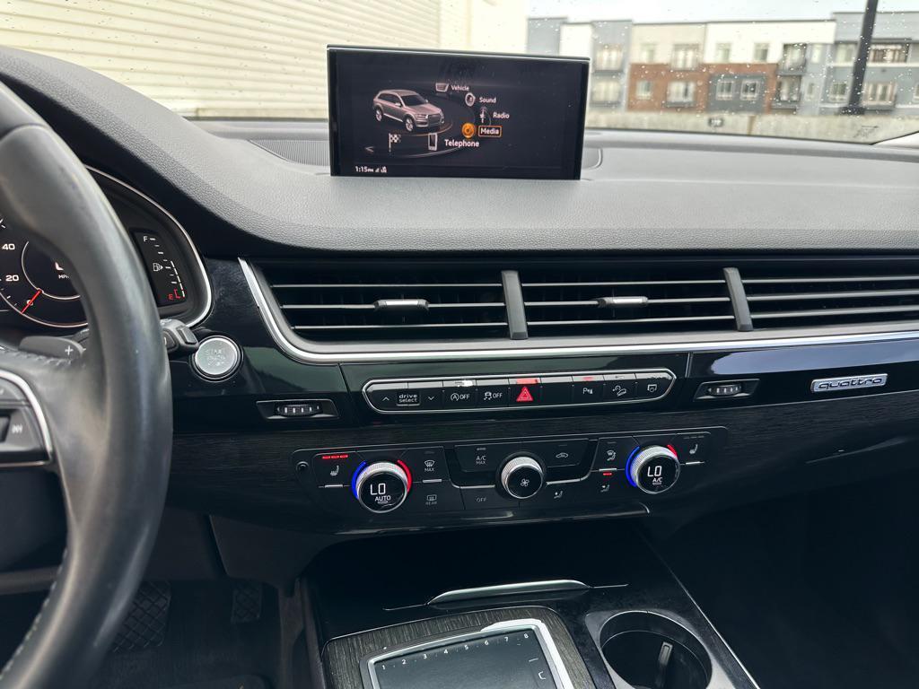 used 2018 Audi Q7 car, priced at $14,950
