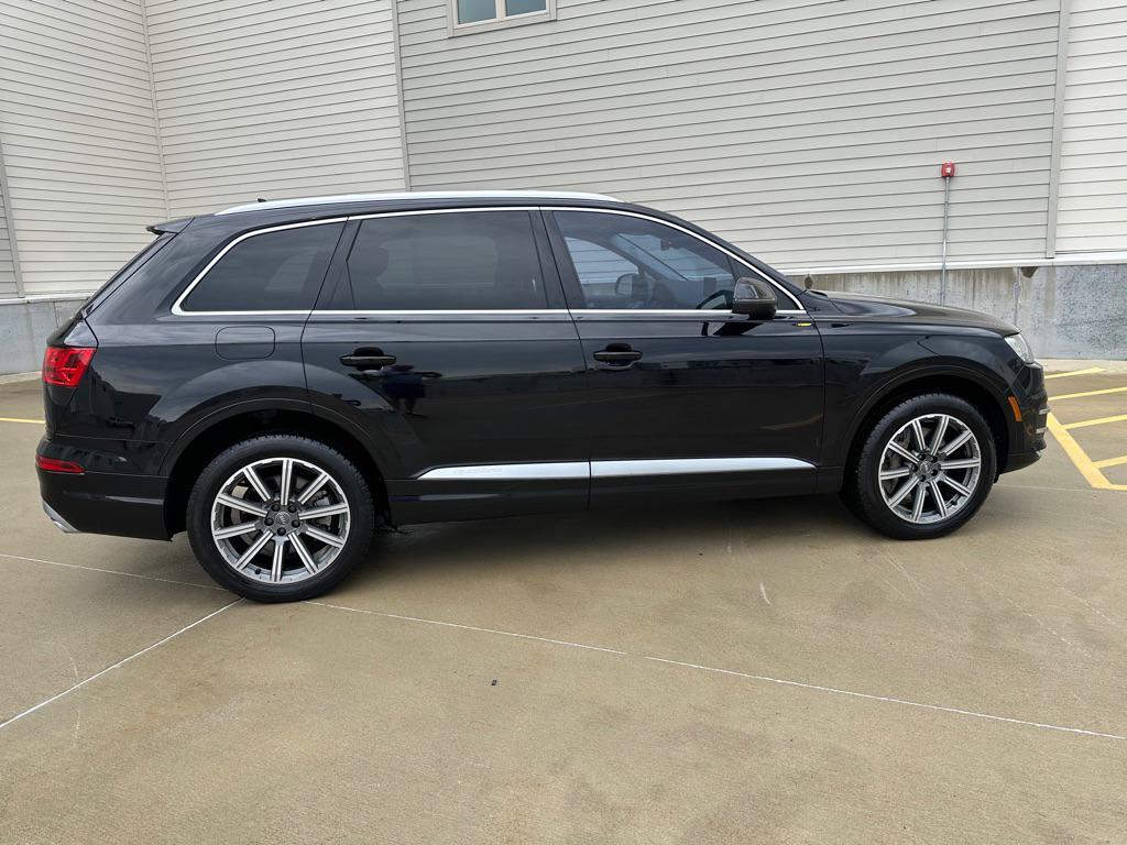 used 2018 Audi Q7 car, priced at $14,950