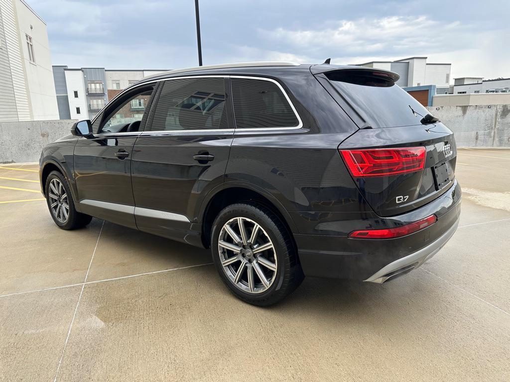 used 2018 Audi Q7 car, priced at $14,950