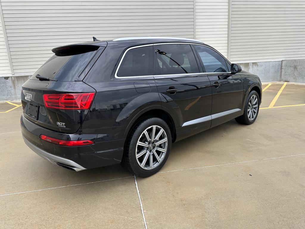 used 2018 Audi Q7 car, priced at $14,950
