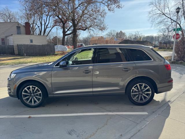 used 2018 Audi Q7 car, priced at $14,950