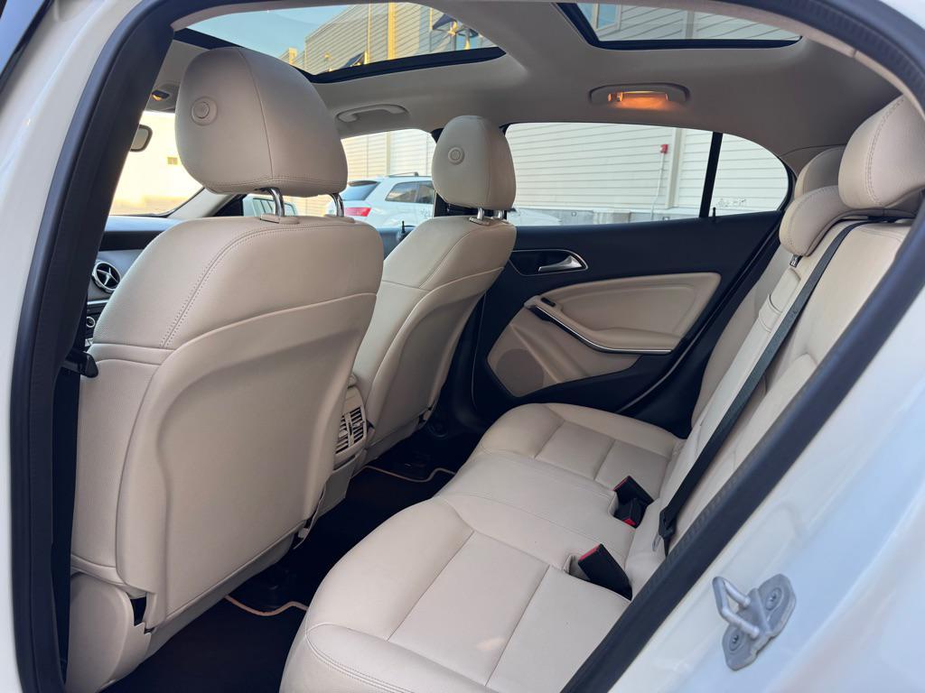 used 2018 Mercedes-Benz GLA 250 car, priced at $15,950