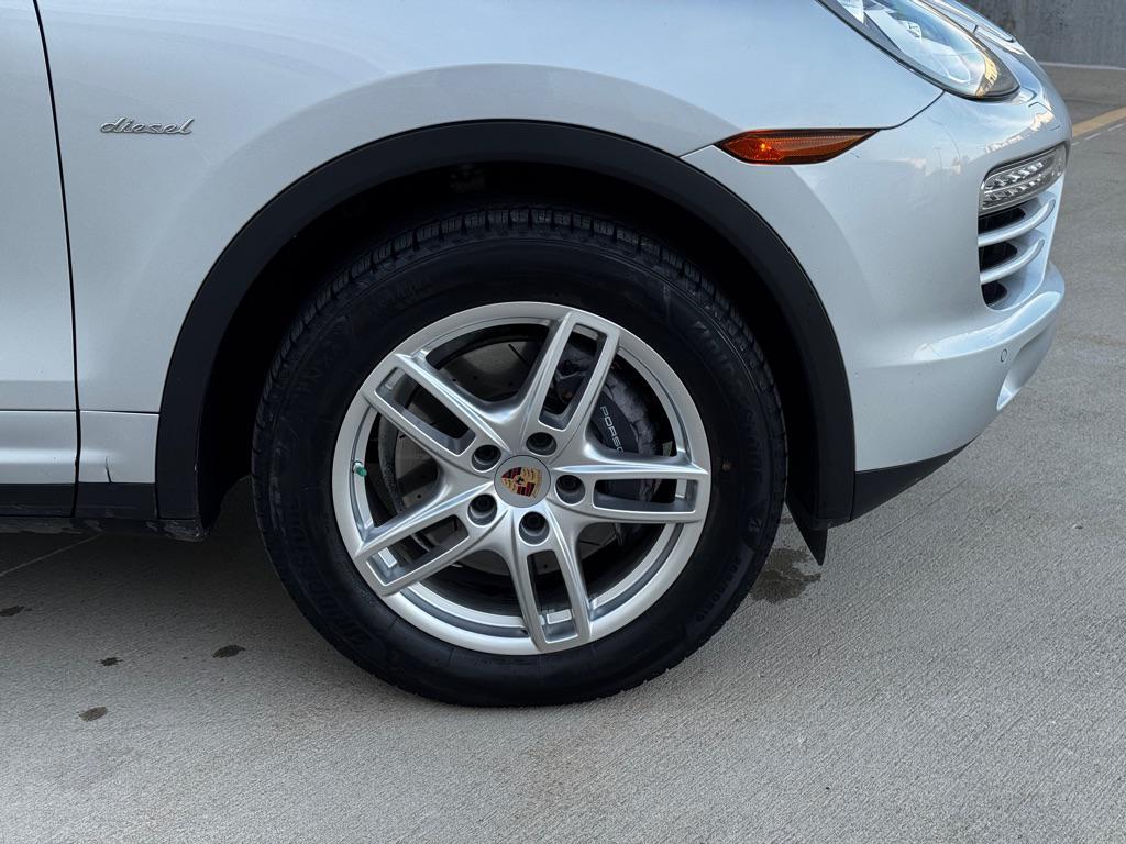 used 2013 Porsche Cayenne car, priced at $13,950