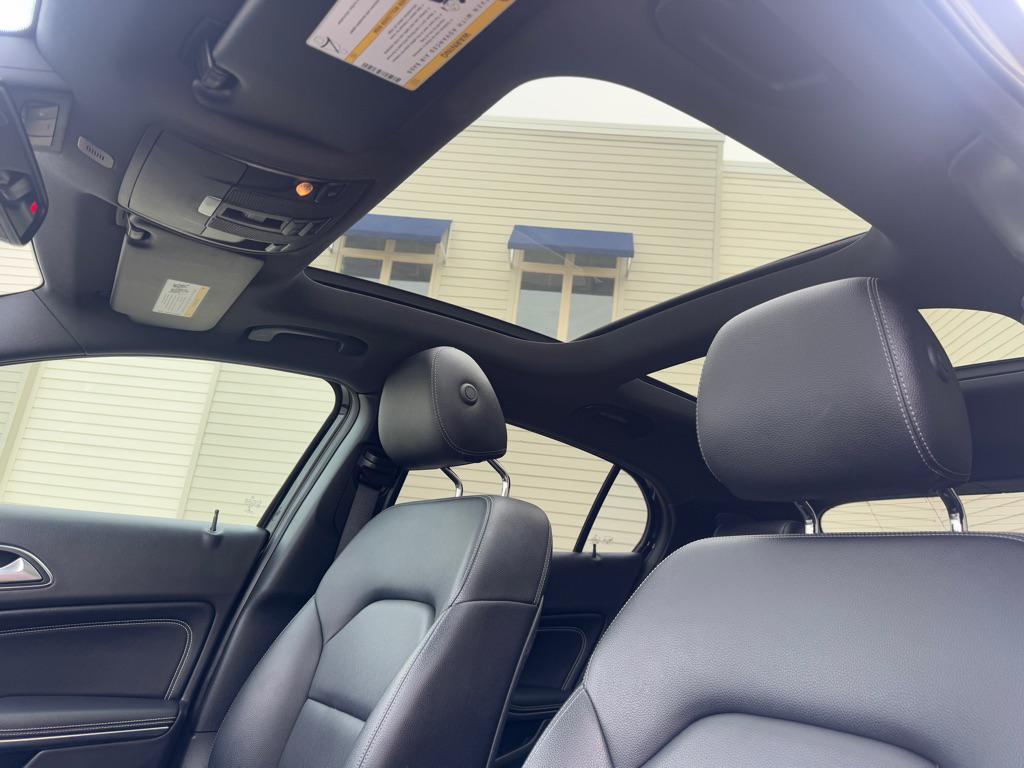 used 2018 Mercedes-Benz GLA 250 car, priced at $15,950