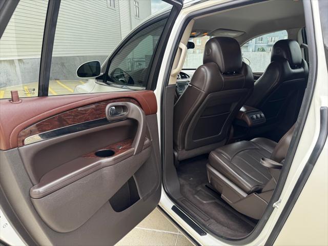 used 2014 Buick Enclave car, priced at $9,950