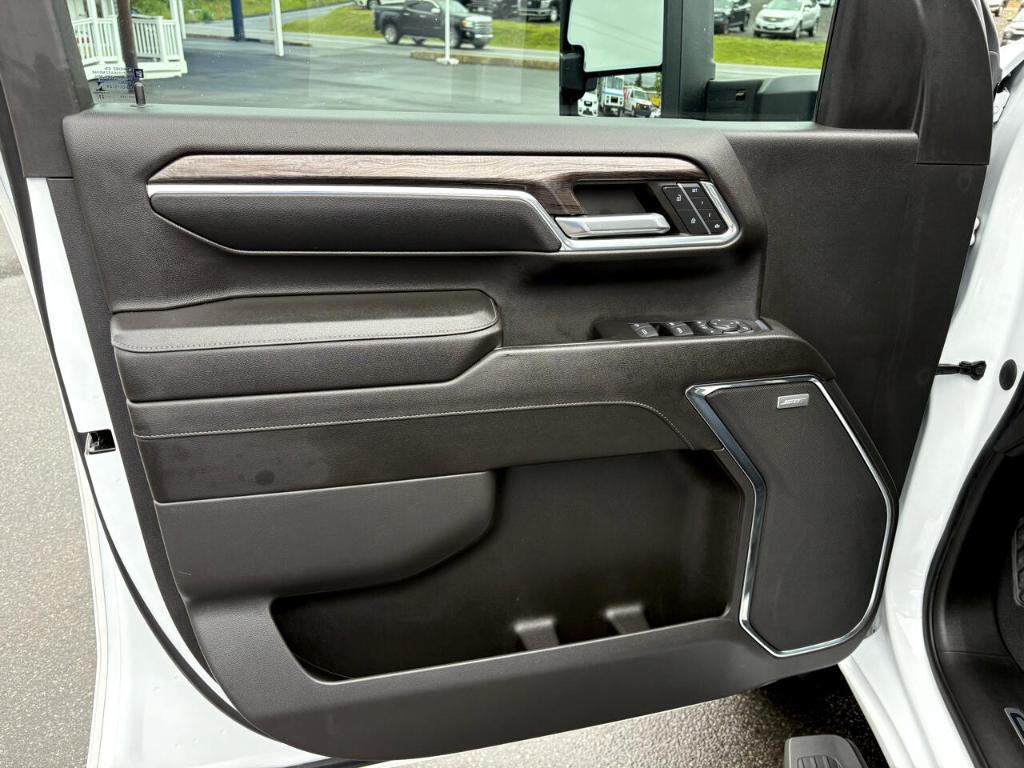 used 2024 Chevrolet Silverado 2500 car, priced at $68,995