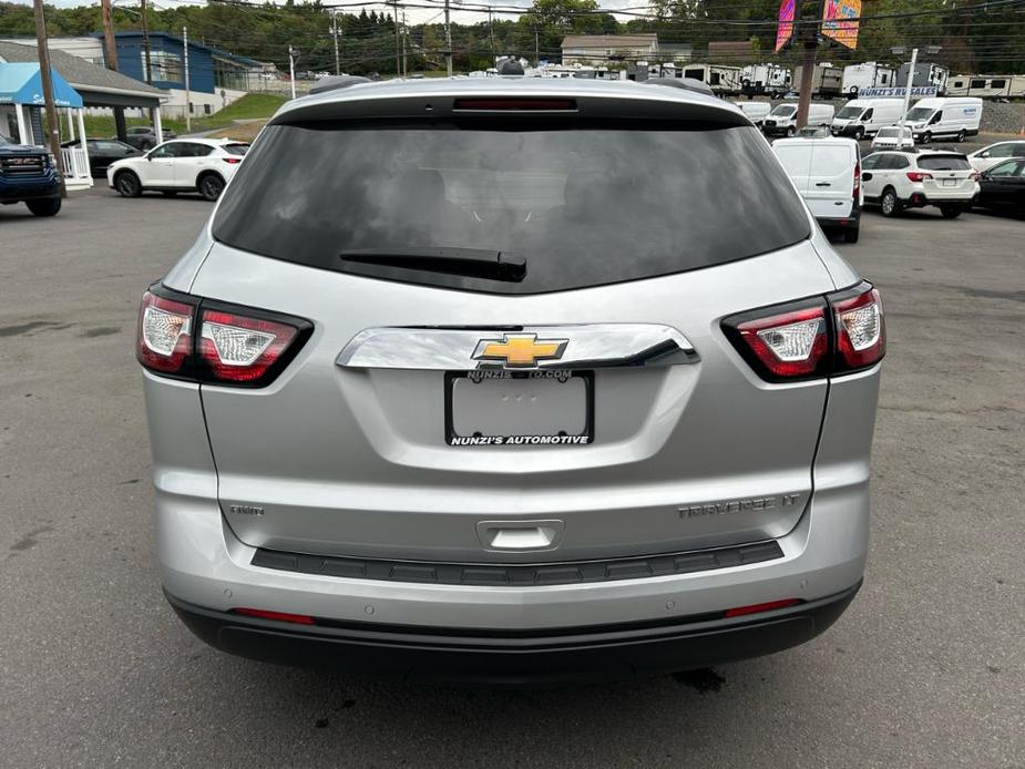 used 2017 Chevrolet Traverse car, priced at $16,995