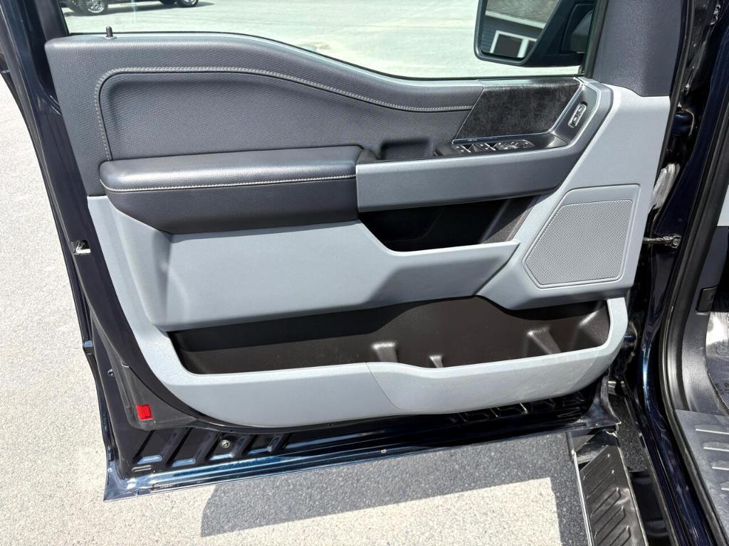 used 2021 Ford F-150 car, priced at $28,995
