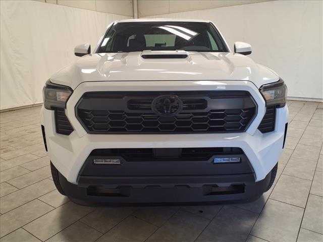 new 2025 Toyota Tacoma car, priced at $40,976