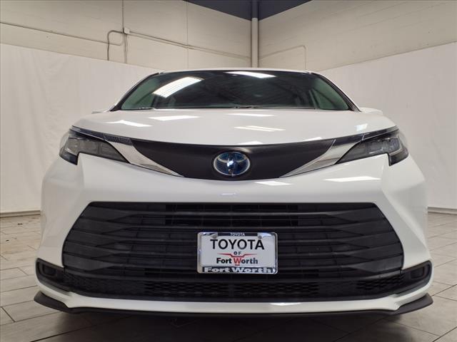 used 2021 Toyota Sienna car, priced at $33,131