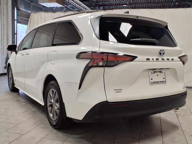 used 2021 Toyota Sienna car, priced at $33,131