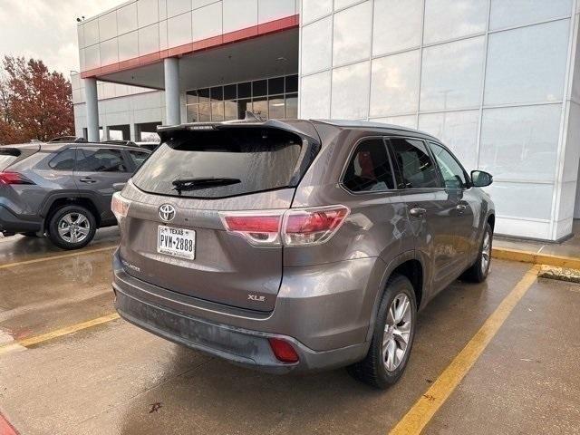 used 2015 Toyota Highlander car, priced at $21,879