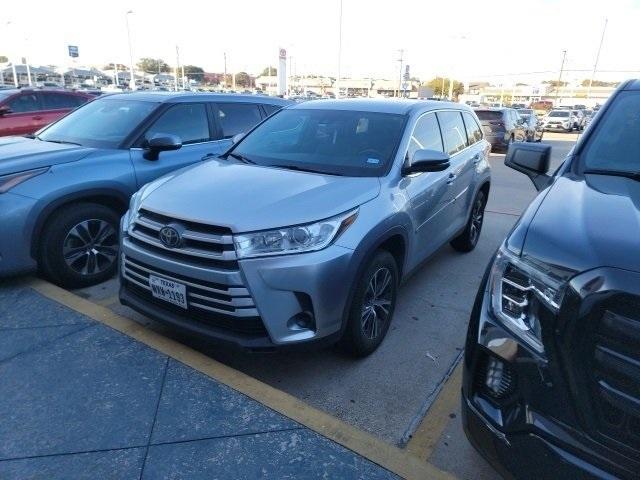 used 2019 Toyota Highlander car, priced at $22,018