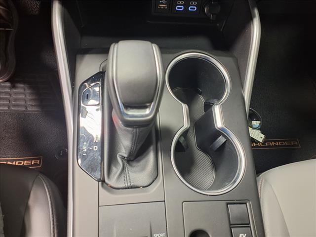 used 2023 Toyota Highlander Hybrid car, priced at $37,849