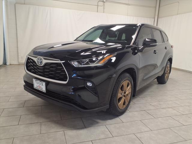 used 2023 Toyota Highlander Hybrid car, priced at $37,849