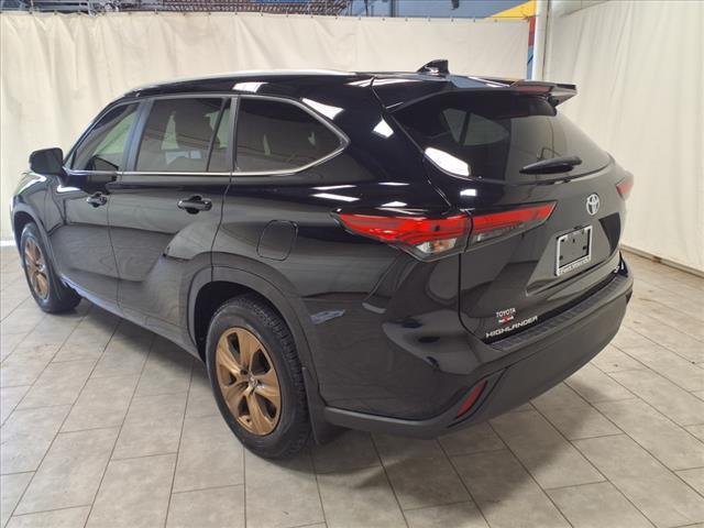used 2023 Toyota Highlander Hybrid car, priced at $37,849