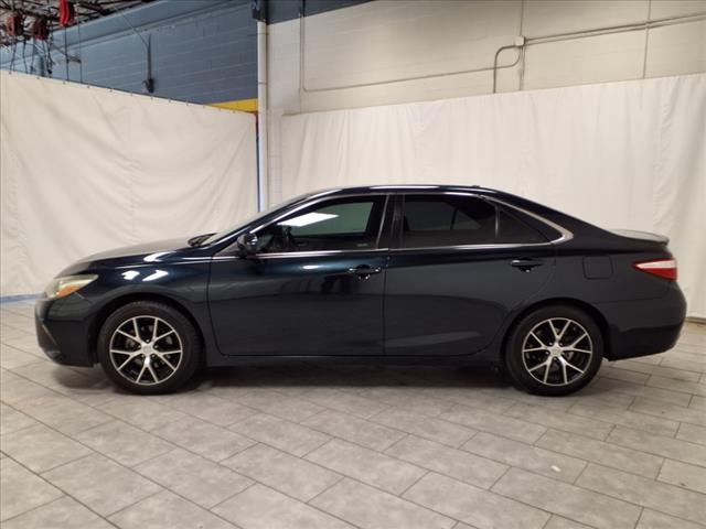 used 2015 Toyota Camry Hybrid car, priced at $12,899