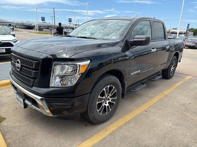 used 2023 Nissan Titan car, priced at $33,826