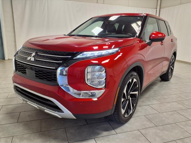 used 2024 Mitsubishi Outlander car, priced at $25,189
