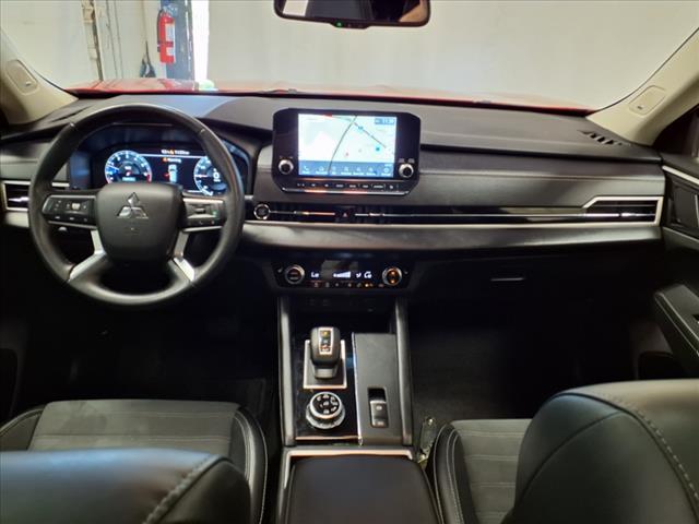 used 2024 Mitsubishi Outlander car, priced at $25,189