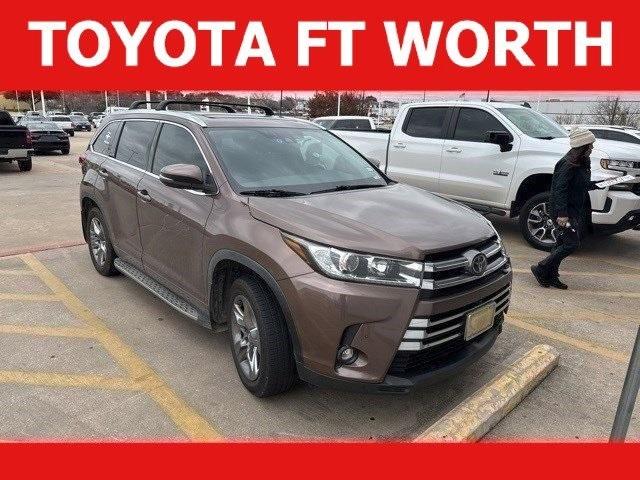 used 2019 Toyota Highlander car, priced at $28,963