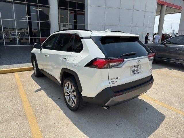 used 2020 Toyota RAV4 car, priced at $25,313