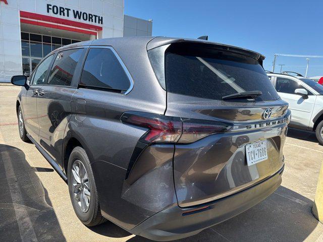 used 2023 Toyota Sienna car, priced at $35,826