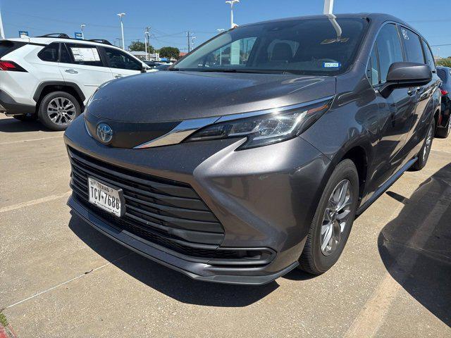 used 2023 Toyota Sienna car, priced at $35,826