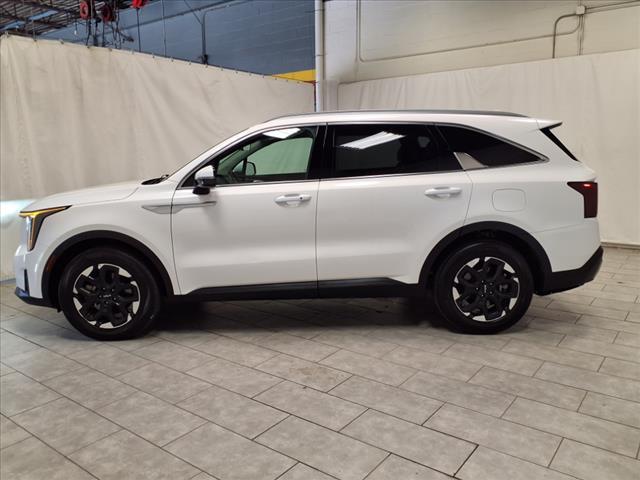 used 2024 Kia Sorento car, priced at $28,347