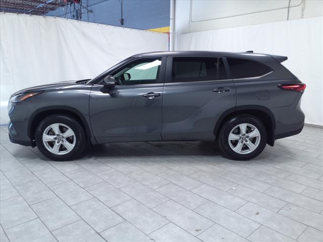 used 2024 Toyota Highlander car, priced at $37,325