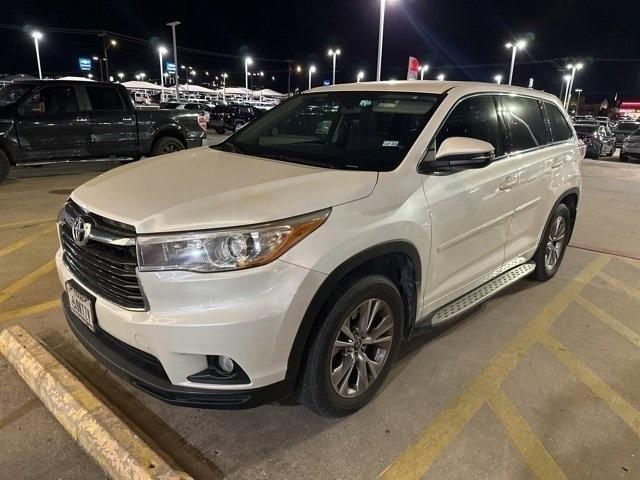 used 2016 Toyota Highlander car, priced at $21,949