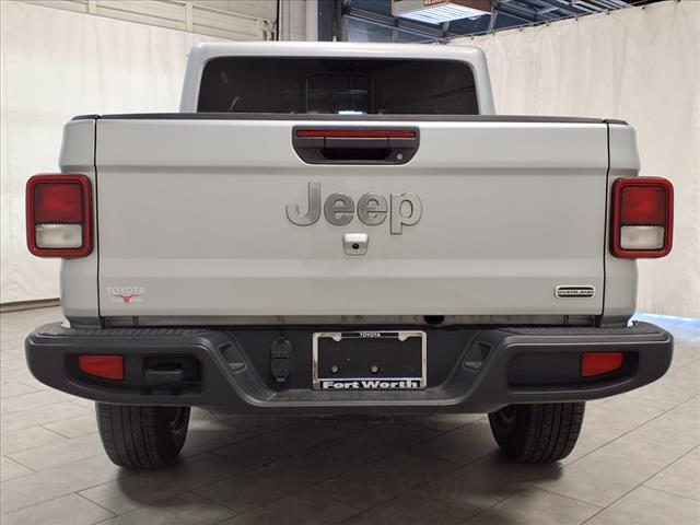 used 2023 Jeep Gladiator car, priced at $31,181