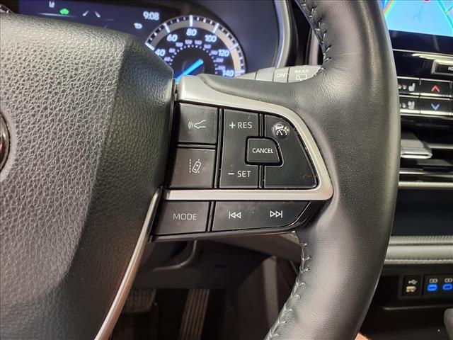used 2022 Toyota Highlander Hybrid car, priced at $41,990