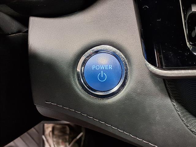 used 2022 Toyota Highlander Hybrid car, priced at $41,990